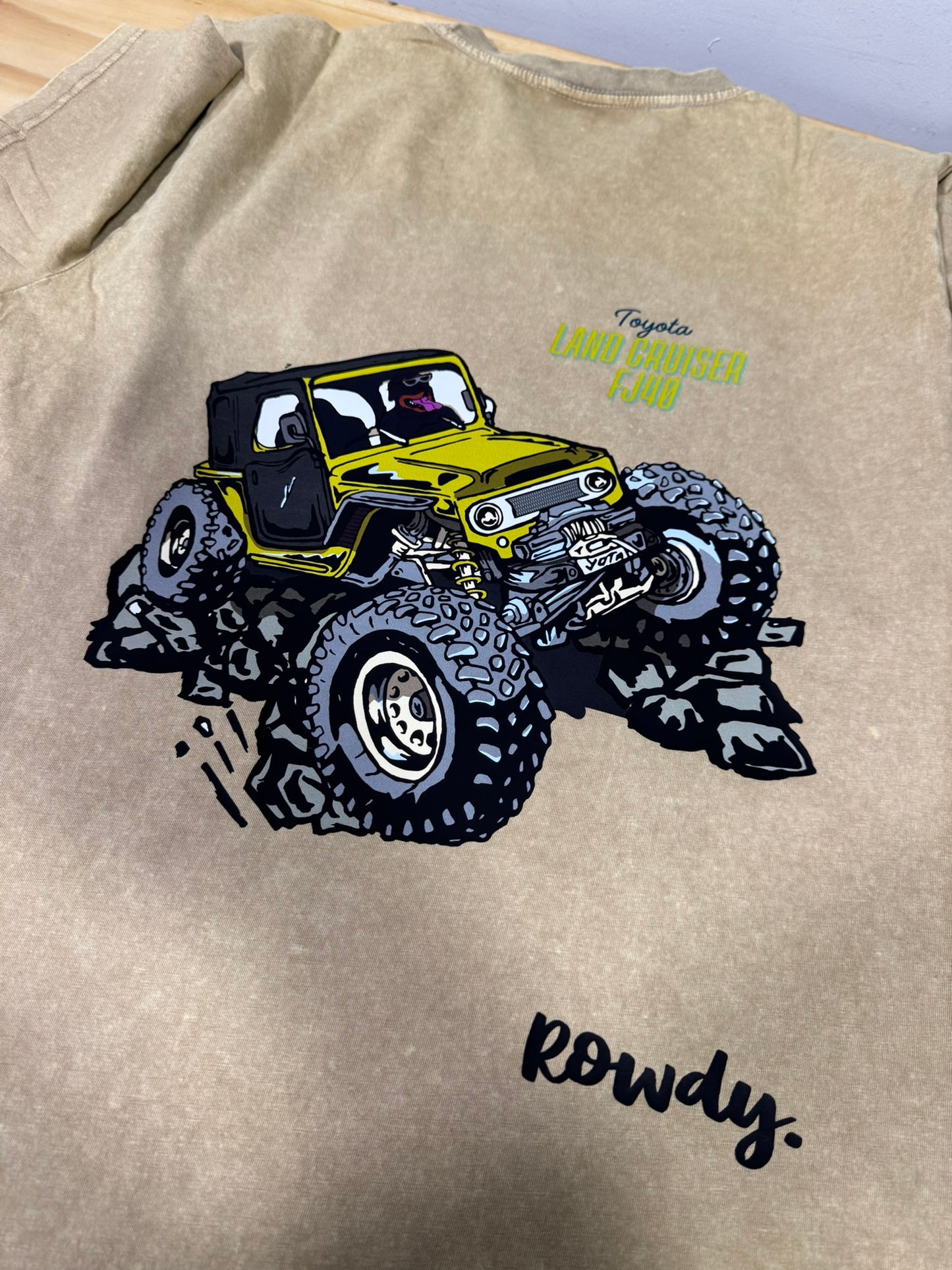 Toyota Land Cruiser - Yellow Acid